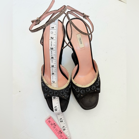 Prada Vintage Black Leather floral Beaded open toe platform Wedge Sandals EU 39 - Picture 7 of 9